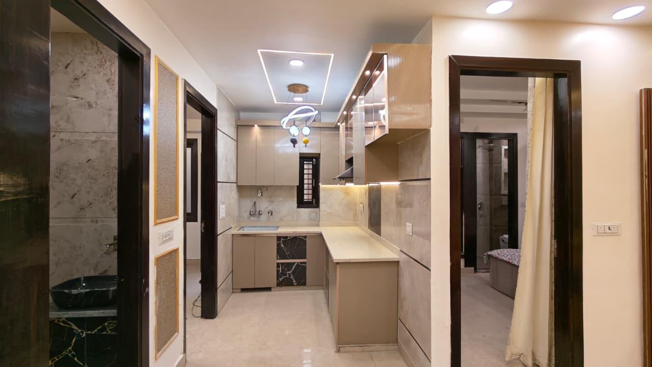 Semi-Furnished 3 BHK Builder Floor for Sale in P Block, Mohan Garden in P-Block Mohan Garden, New Delhi